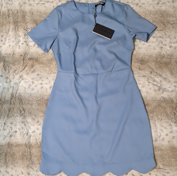 NWT ASOS Fashion Union Scalloped Shift Dress, 4 - Picture 2 of 3